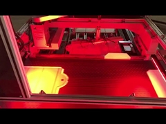 Machine de positionnement visuel pour positionner un boîtier irrégulier (demi-cercle)