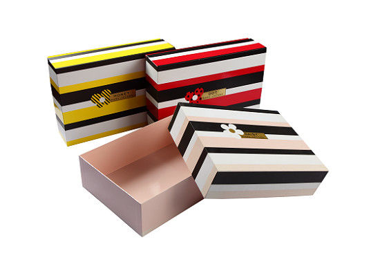 Machine de fabrication de gobelets en papier pour crème glacée avec méthode d'alimentation par aspiration sous vide, pesant 1500 kg et offrant une production stable